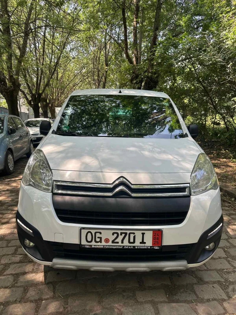 Citroen Berlingo, снимка 2 - Автомобили и джипове - 50653676