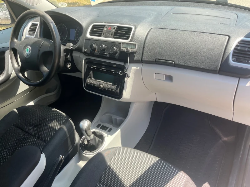 Skoda Roomster 1.4, снимка 15 - Автомобили и джипове - 50688132