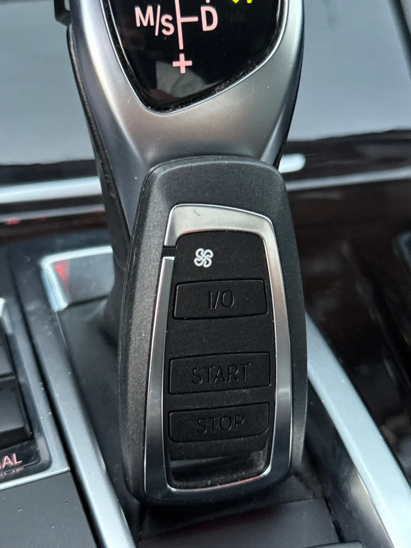 BMW 530 D* 245* Head-UP* ТОП СЪСТОЯНИЕ* , снимка 17 - Автомобили и джипове - 51762623