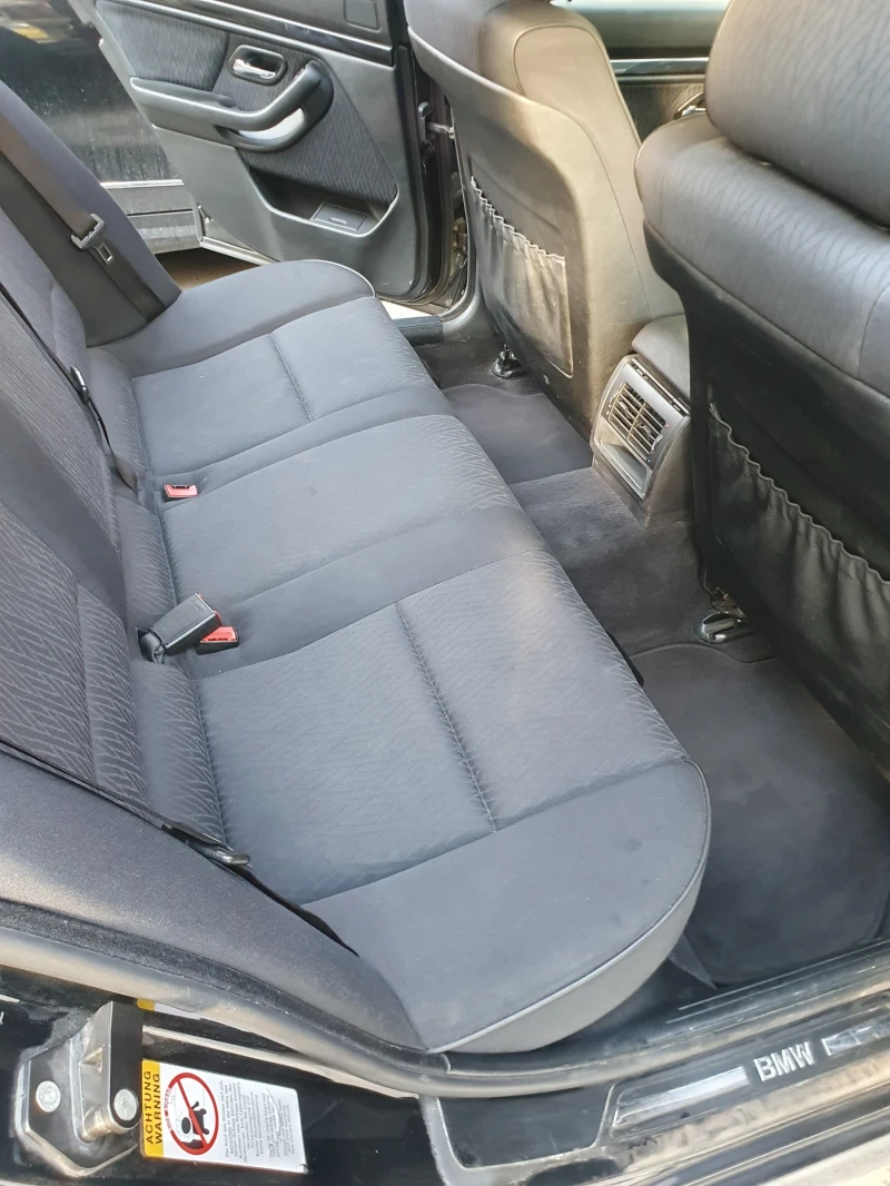 BMW 525 i, снимка 14 - Автомобили и джипове - 51919023