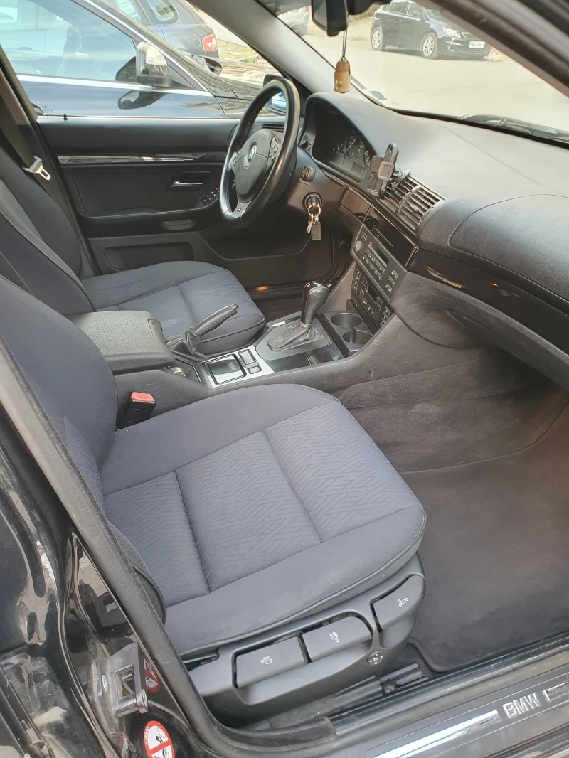 BMW 525 i, снимка 9 - Автомобили и джипове - 51919023