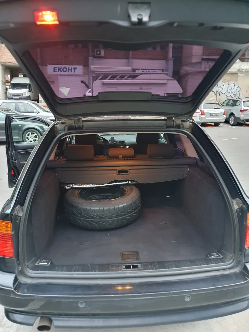 BMW 525 i, снимка 16 - Автомобили и джипове - 51919023