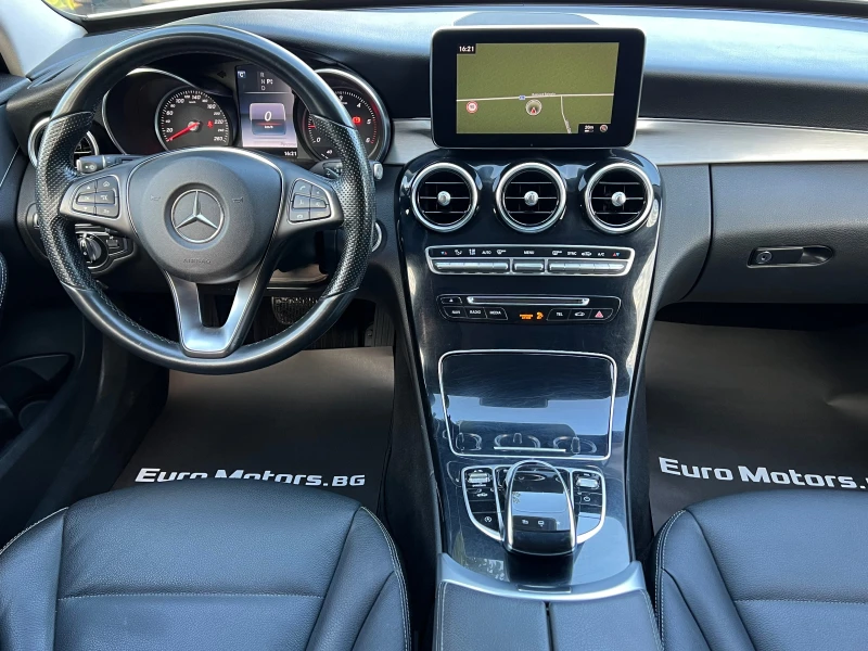 Mercedes-Benz C 220 d, 4-MATIC, AMG LINE, NIGHT PACK, FULL SERVICE-HOB, снимка 9 - Автомобили и джипове - 52076982