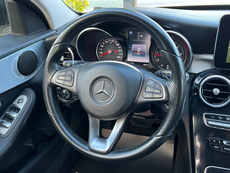 Mercedes-Benz C 220 d, 4-MATIC, AMG LINE, NIGHT PACK, FULL SERVICE-HOB, снимка 11 - Автомобили и джипове - 52076982