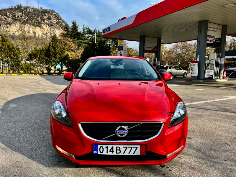 Volvo V40 1.6HDI= Пежо Двигател= 199000км= Топ Състояние!!!