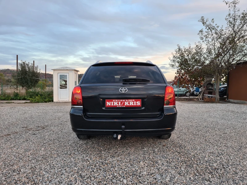 Toyota Avensis 2.0 D4D 116kc Sport .197000км, снимка 6 - Автомобили и джипове - 52192131