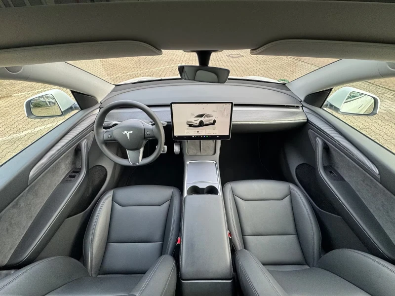 Tesla Model Y RWD/299HP/PANO/360/HUD/MEMO/DIGI/L.ASSIST/649g, снимка 11 - Автомобили и джипове - 52662165