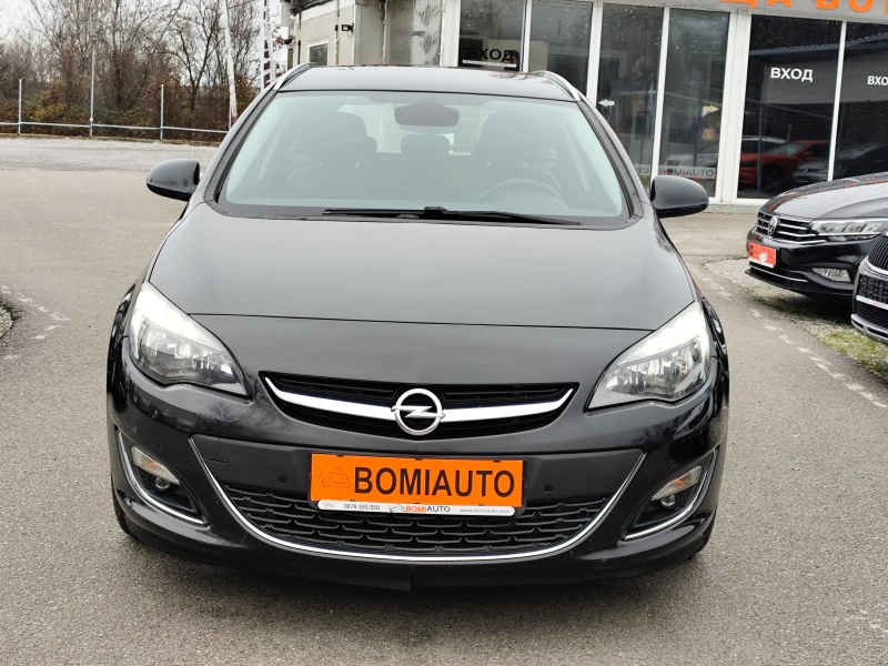 Opel Astra 1.4i* Turbo ГАЗОВА УРЕДБА* LED* NAVI* EURO6B* , снимка 2 - Автомобили и джипове - 52671595