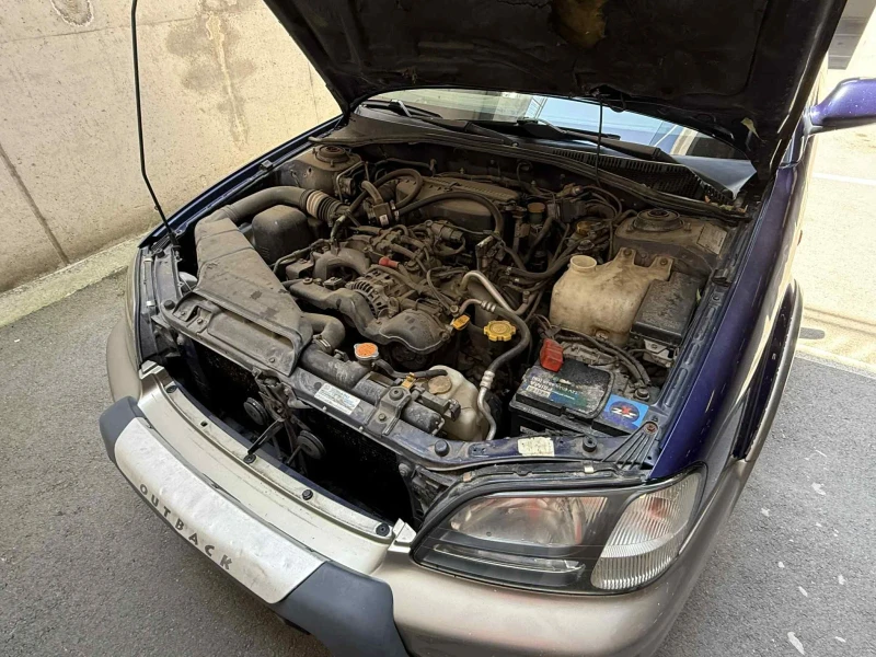 Subaru Outback 2.5, снимка 6 - Автомобили и джипове - 52730774