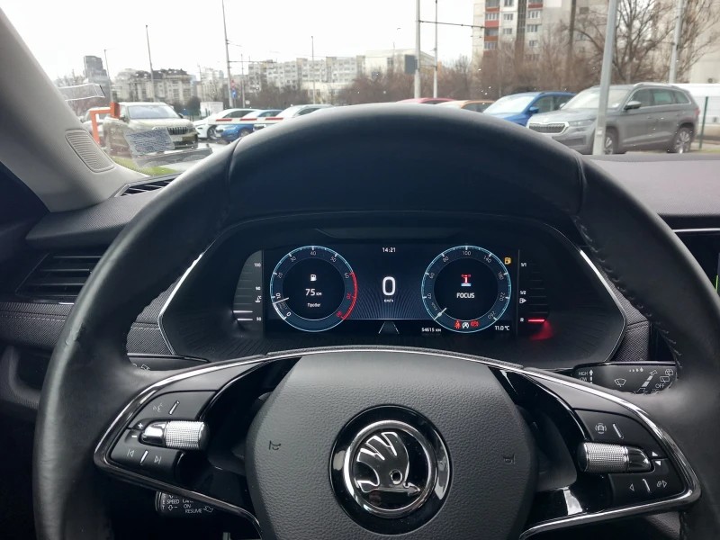 Skoda Octavia 1.5 TSI/M-HEV/6MT, снимка 12 - Автомобили и джипове - 53021239