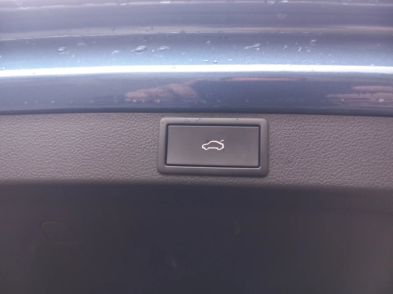 Skoda Octavia 1.5 TSI/M-HEV/6MT, снимка 14 - Автомобили и джипове - 53021239