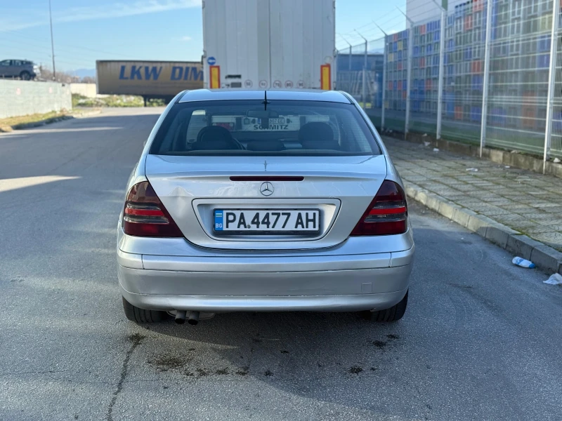 Mercedes-Benz C 220 2.2CDI , снимка 6 - Автомобили и джипове - 53112298