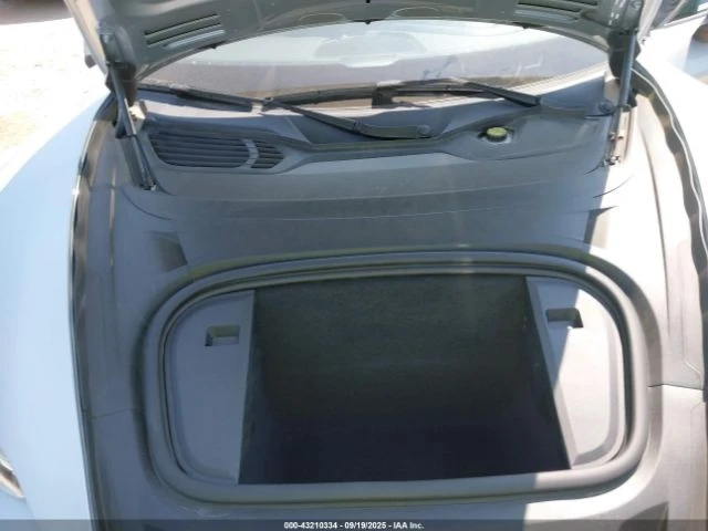 Porsche Taycan RWD* 476HP* ACC* MEMORY* 360* LANE ASS* Blind Spot, снимка 9 - Автомобили и джипове - 52958821