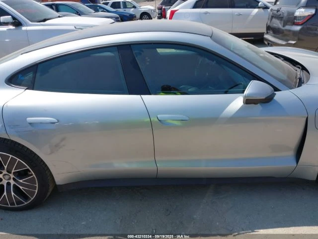 Porsche Taycan RWD* 476HP* ACC* MEMORY* 360* LANE ASS* Blind Spot, снимка 13 - Автомобили и джипове - 52958821