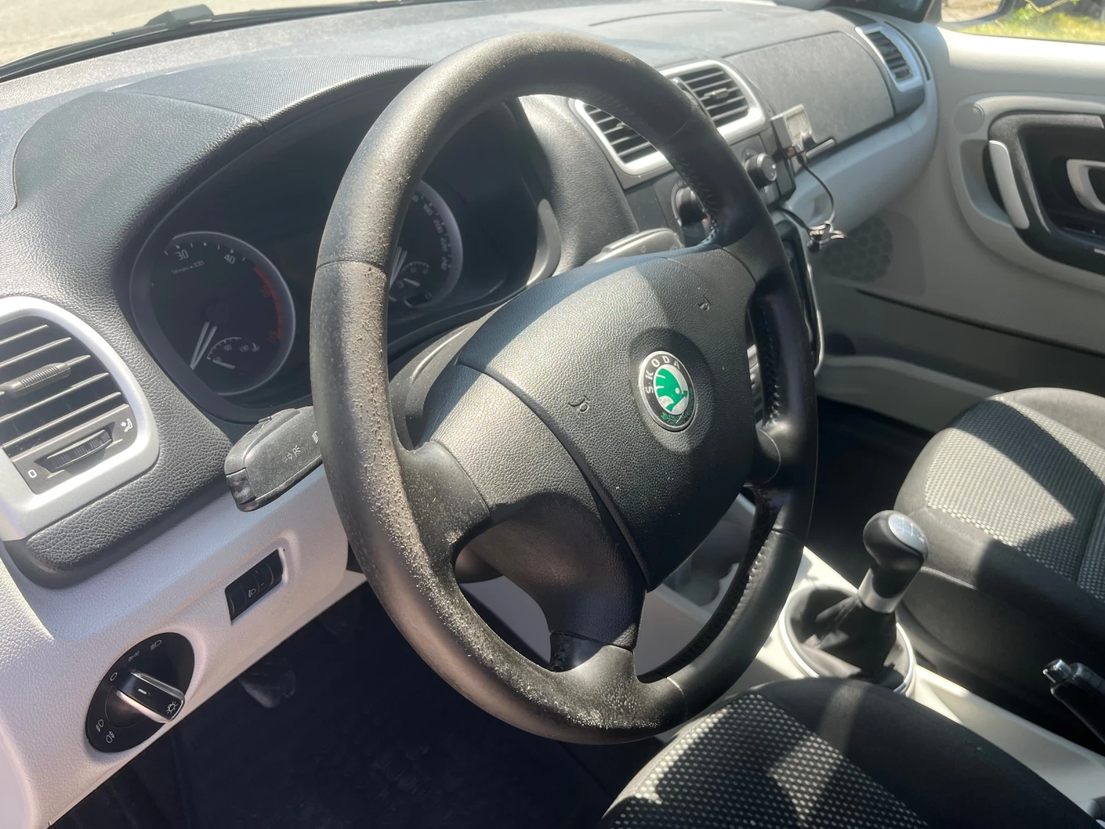 Skoda Roomster 1.4 - изображение 10