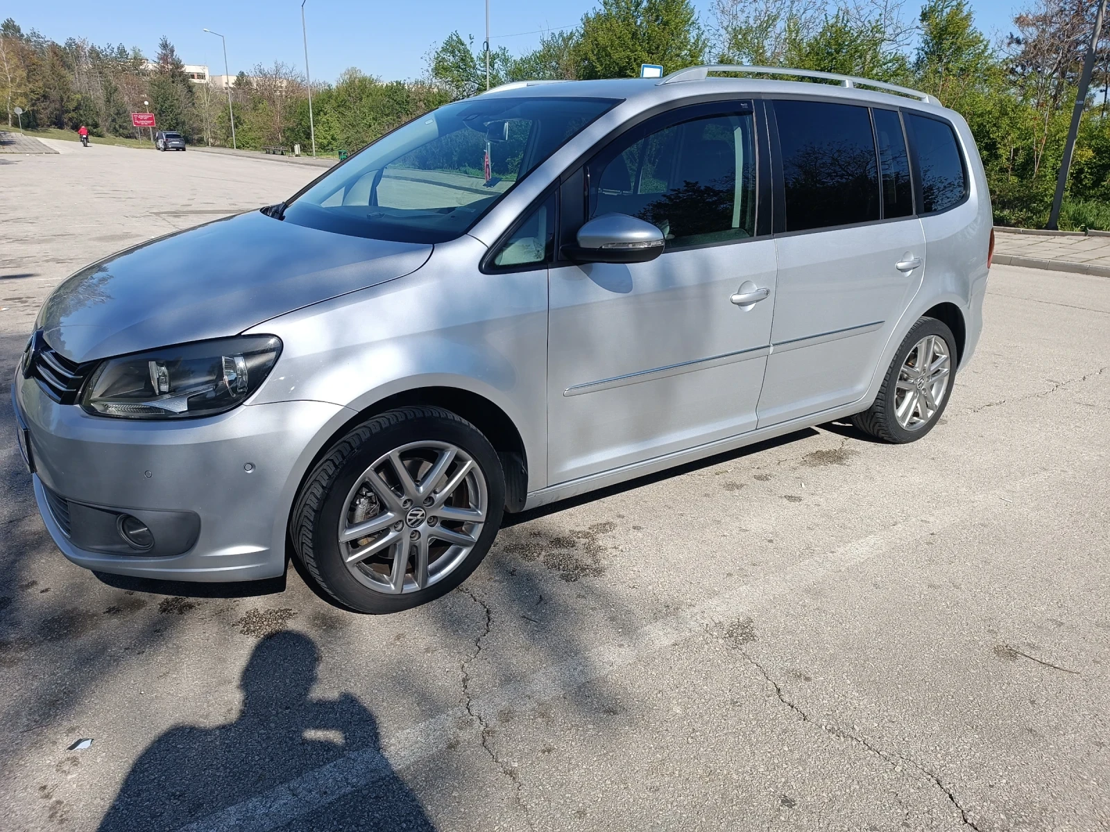 VW Touran 2.0 TDI DSG - изображение 3