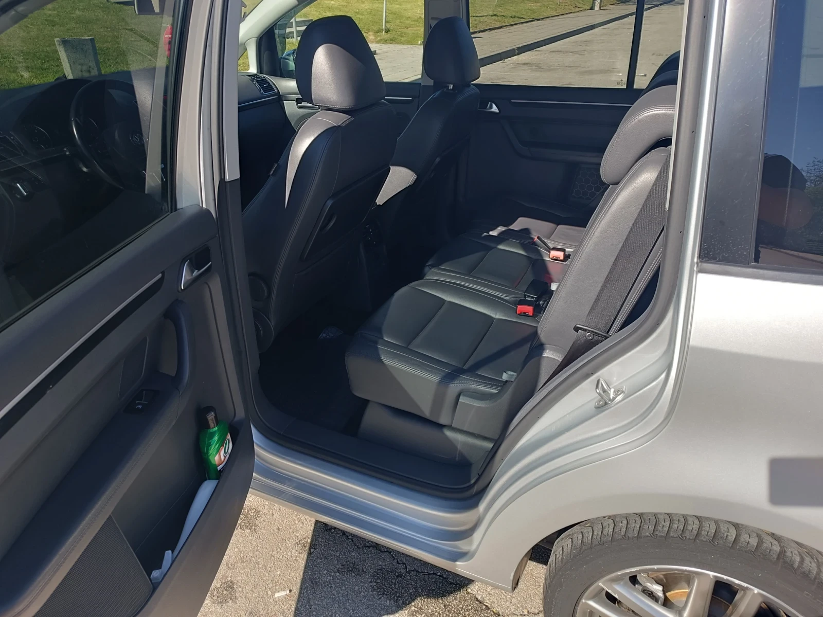 VW Touran 2.0 TDI DSG - изображение 10