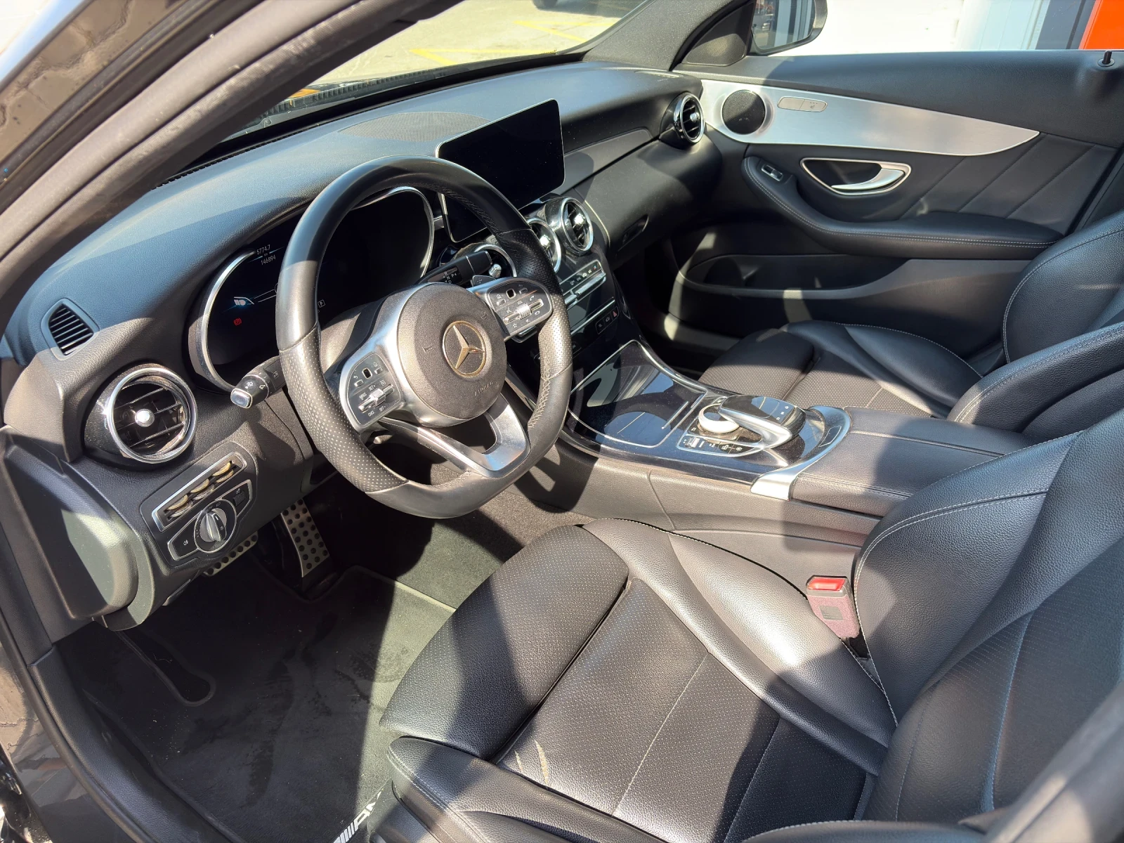 Mercedes-Benz C 200 AMG визия / 4х4 - изображение 6