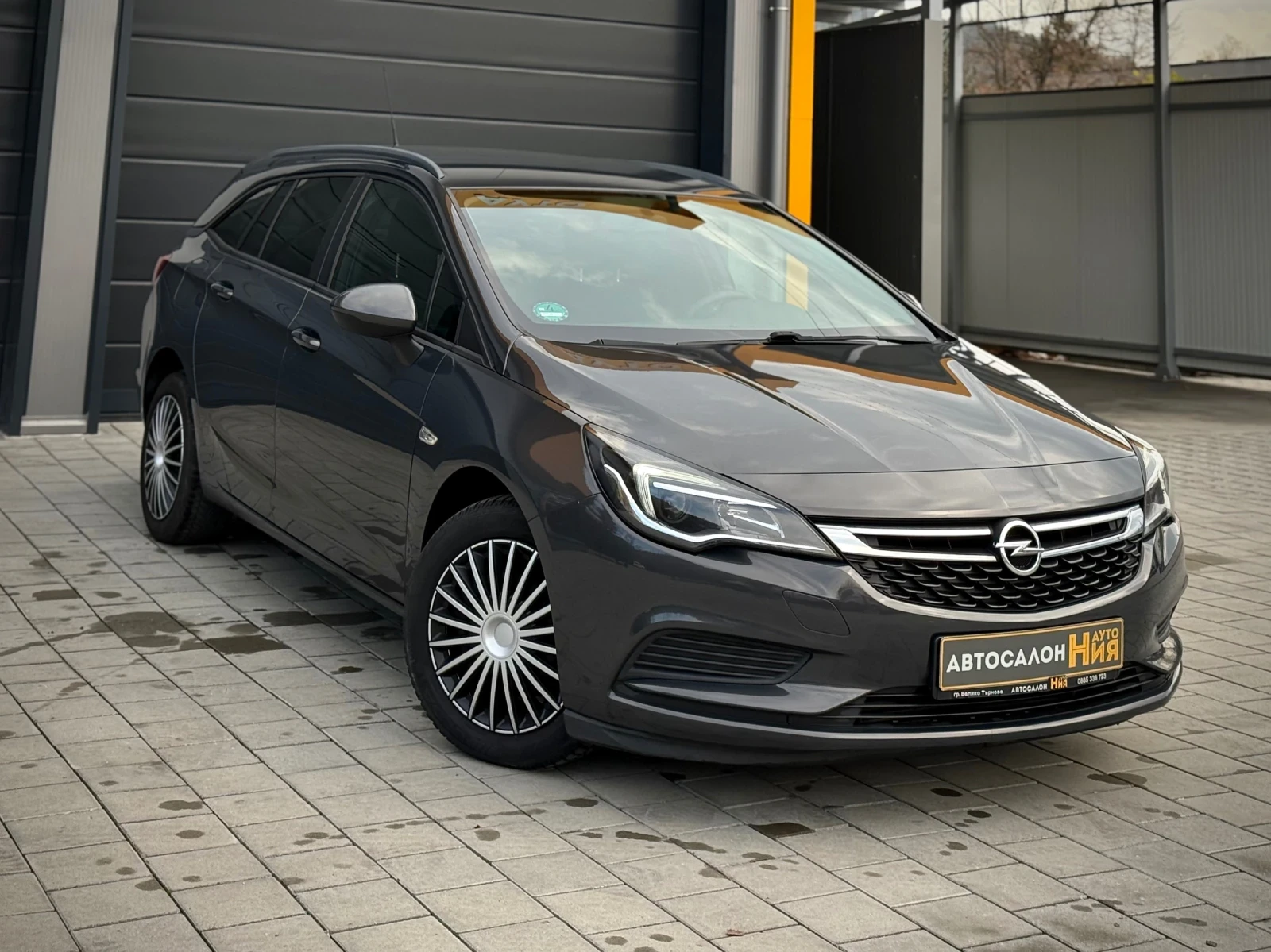 Opel Astra 1.6 CDTI * LED* Tempomat*  - изображение 3