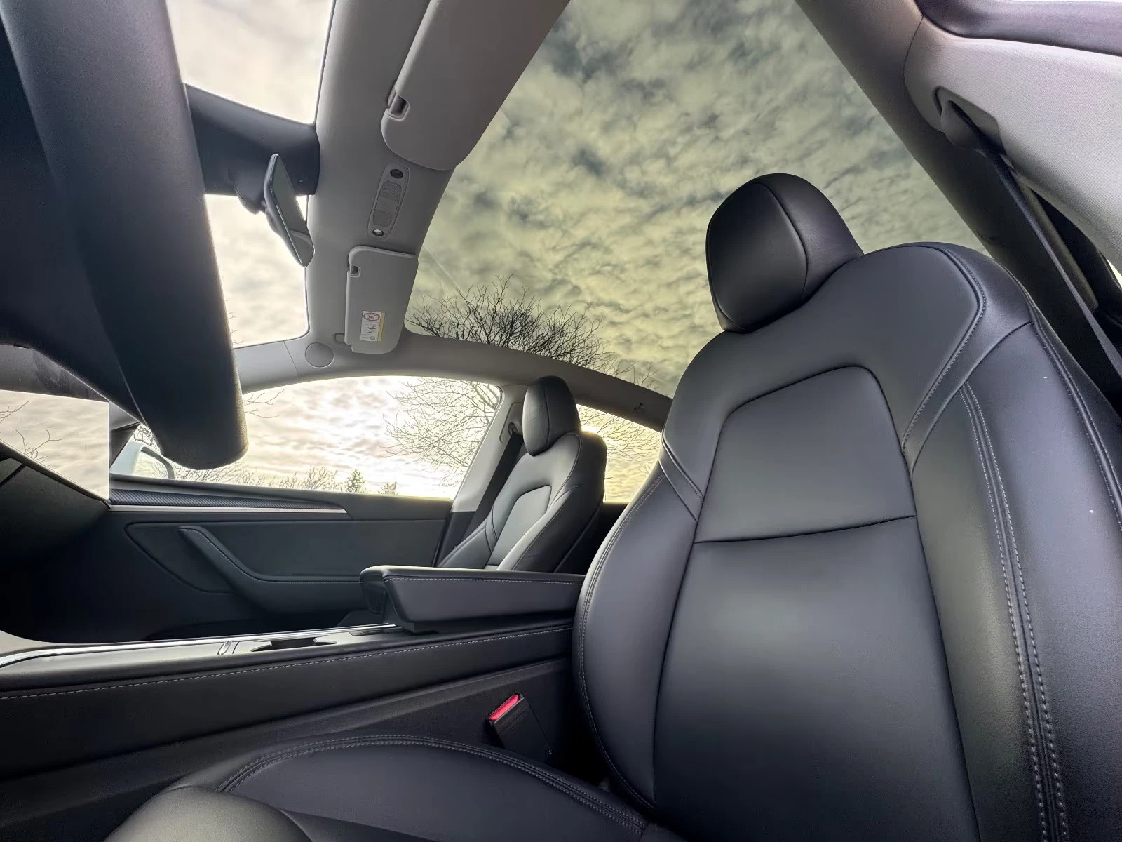 Tesla Model Y RWD/299HP/PANO/360/HUD/MEMO/DIGI/L.ASSIST/649g - изображение 10