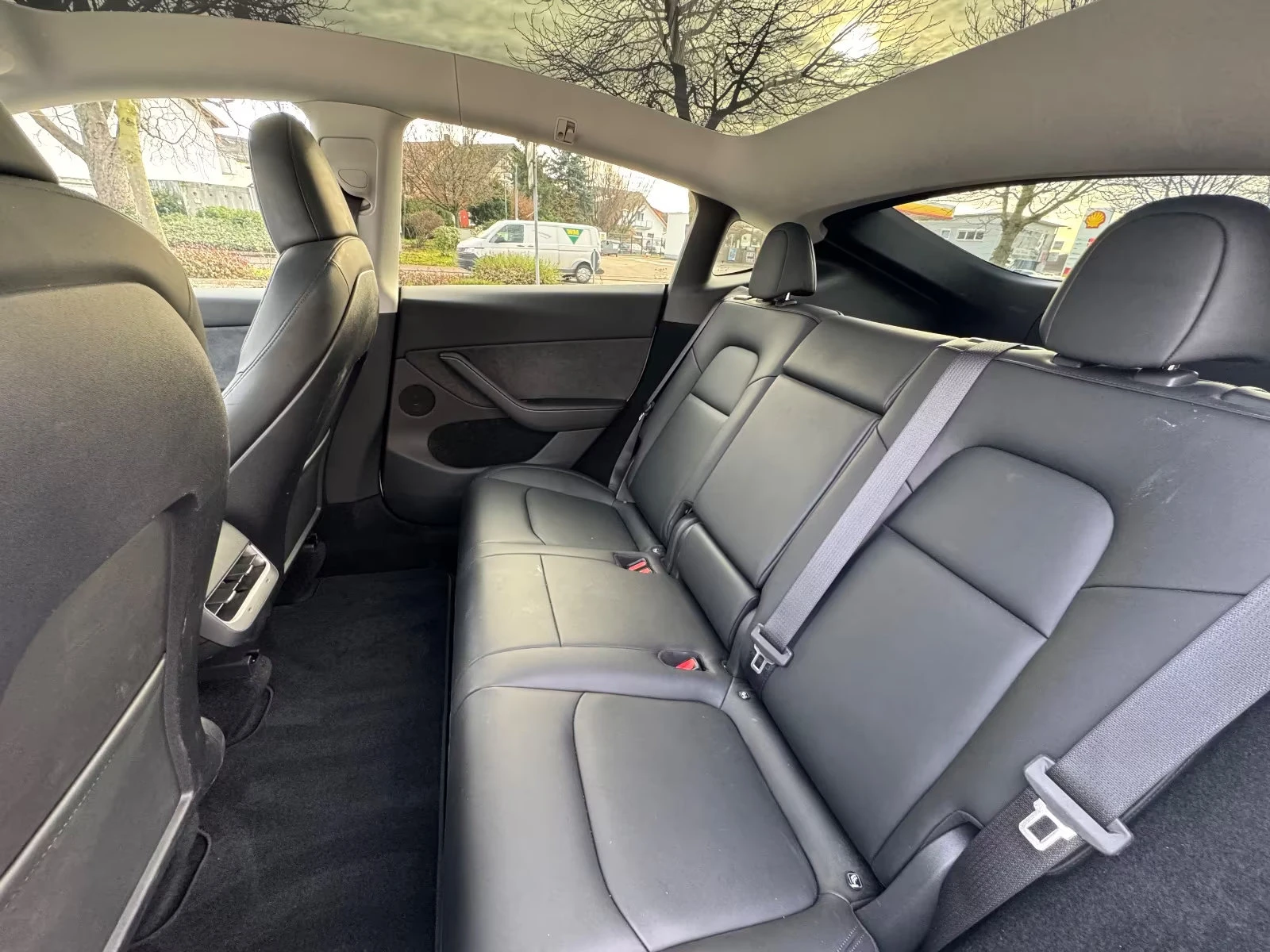 Tesla Model Y RWD/299HP/PANO/360/HUD/MEMO/DIGI/L.ASSIST/649g | Mobile.bg � ����������� 14