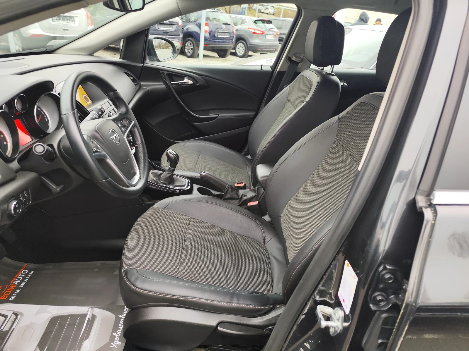 Opel Astra 1.4i* Turbo ГАЗОВА УРЕДБА* LED* NAVI* EURO6B*  - изображение 7