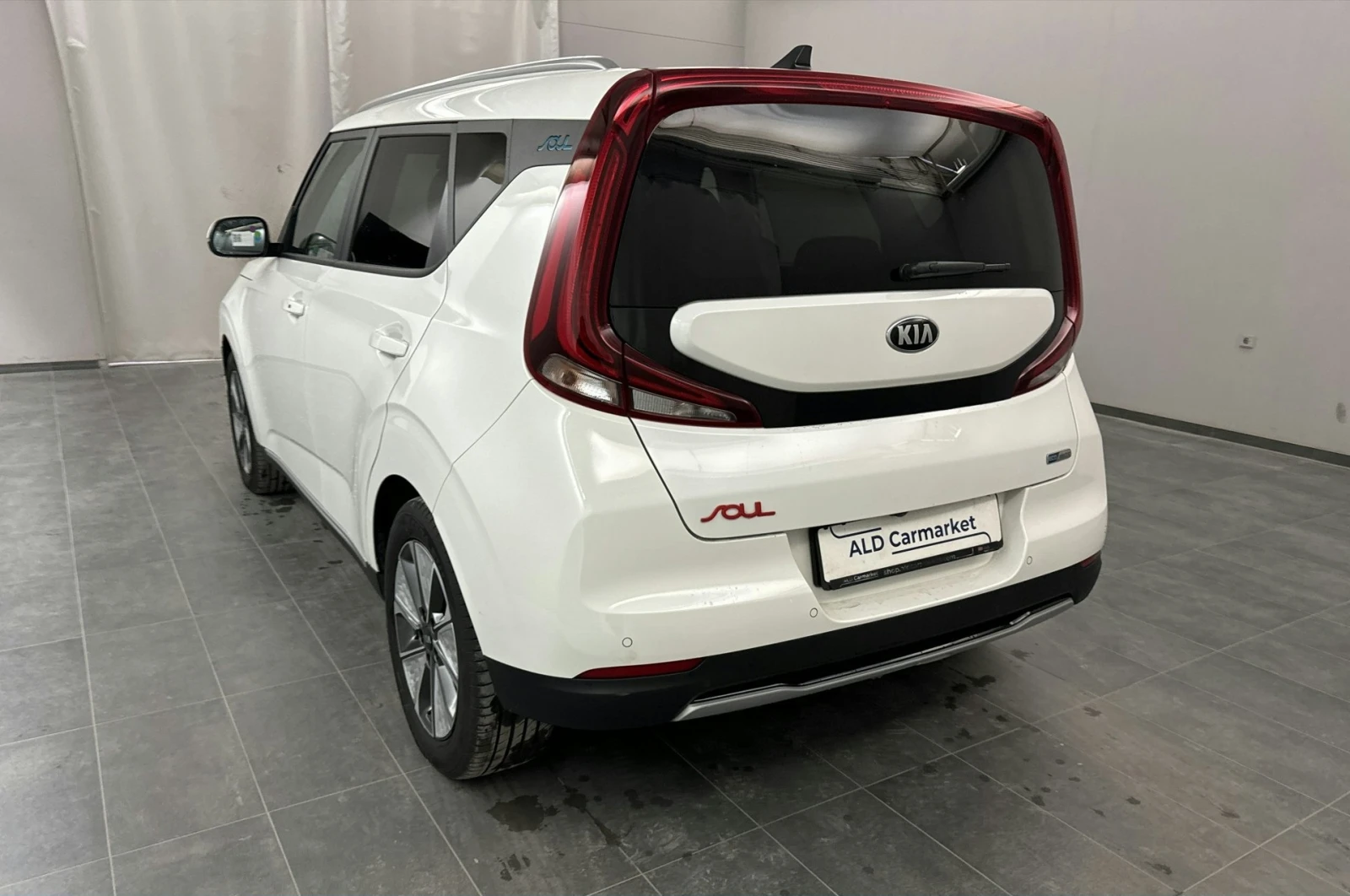 Kia Soul e-Soul 64 kWh (204��) ���� ���� | Mobile.bg � ����������� 2