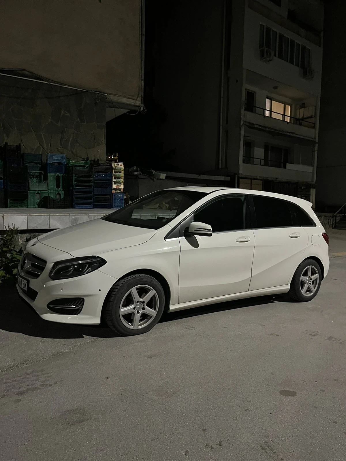 Mercedes-Benz 200, снимка 2 - Автомобили и джипове - 53790761