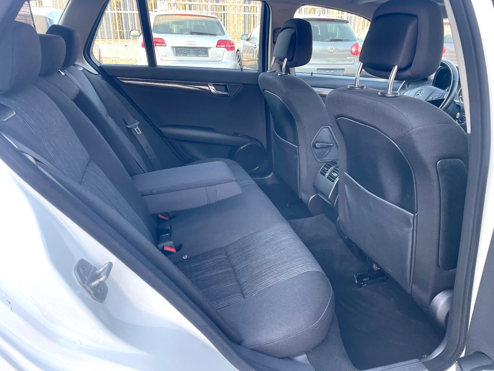 Mercedes-Benz C 220 C220cdi 170hp OEM 646 automatic!!!, снимка 11 - Автомобили и джипове - 53864046