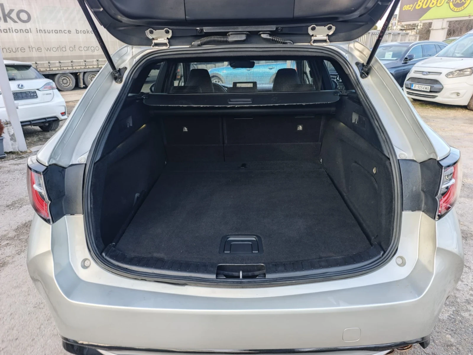 Toyota Corolla HYBRID* ОТЛИЧЕН* , снимка 8 - Автомобили и джипове - 53910311