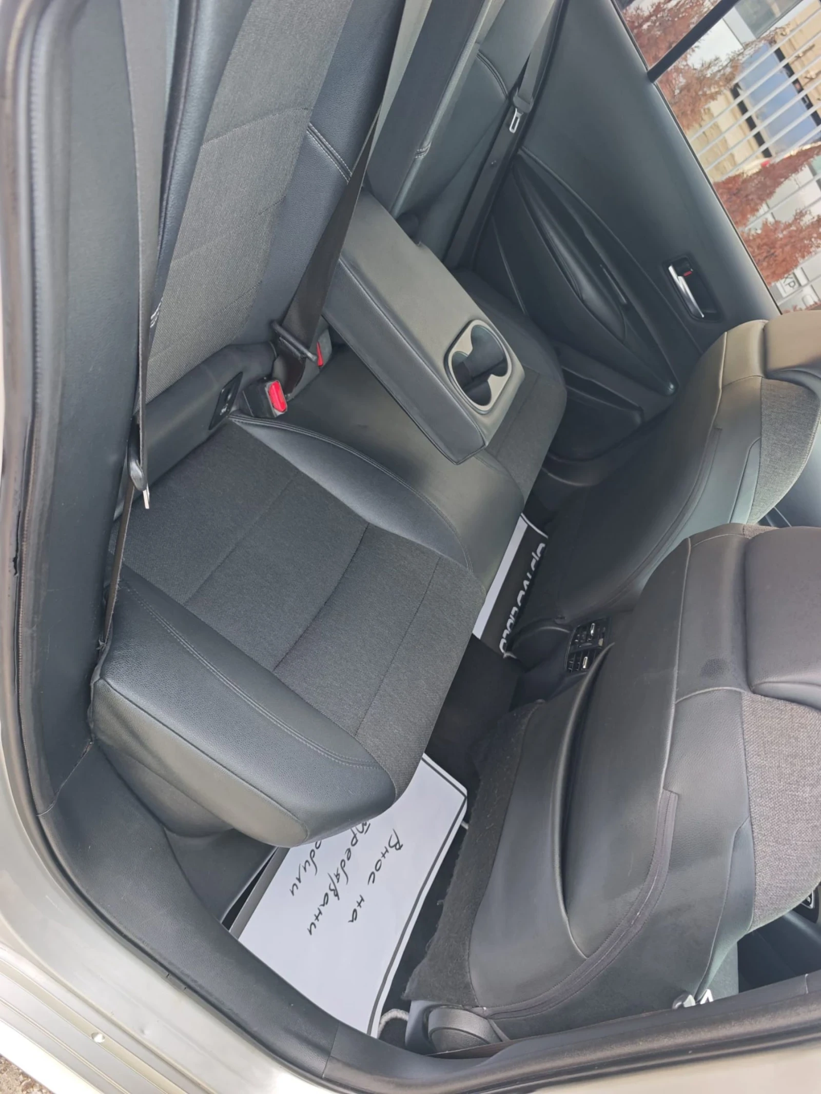 Toyota Corolla HYBRID* ОТЛИЧЕН* , снимка 12 - Автомобили и джипове - 53910311