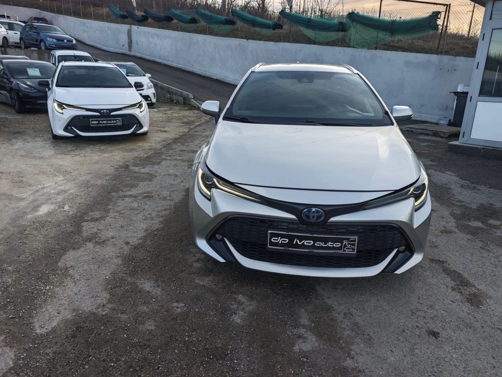 Toyota Corolla HYBRID* ОТЛИЧЕН* , снимка 7 - Автомобили и джипове - 53910311