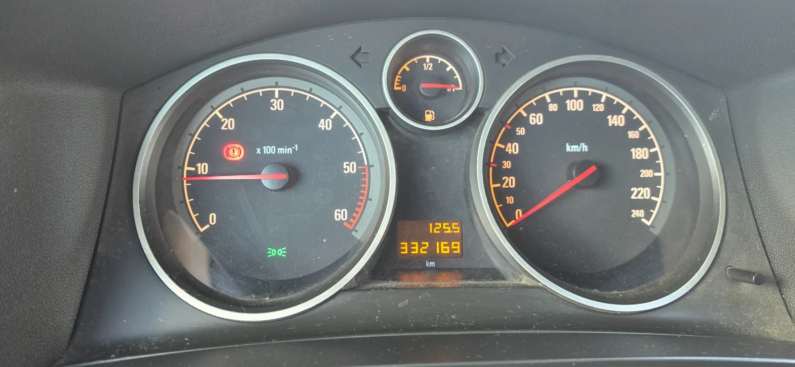 Opel Zafira, снимка 6 - Автомобили и джипове - 54139778