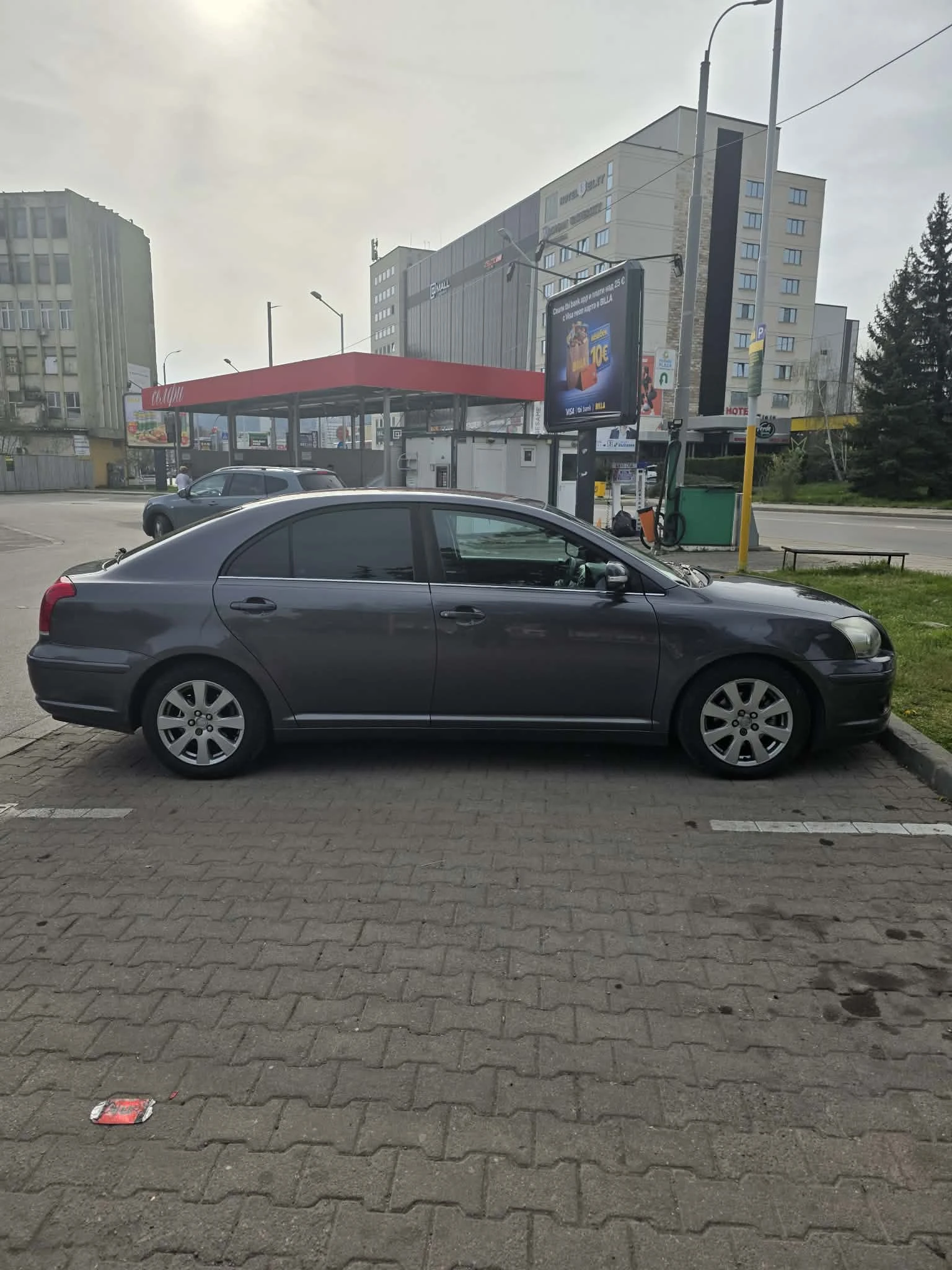 Toyota Avensis, снимка 2 - Автомобили и джипове - 54209609