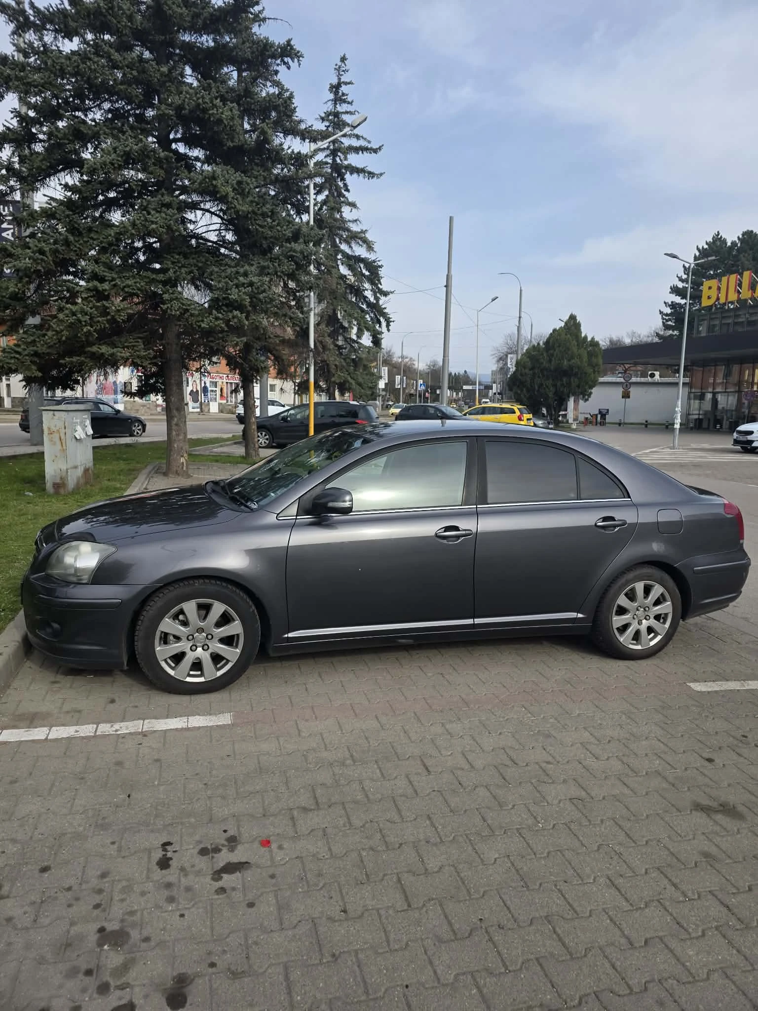 Toyota Avensis, снимка 6 - Автомобили и джипове - 54209609