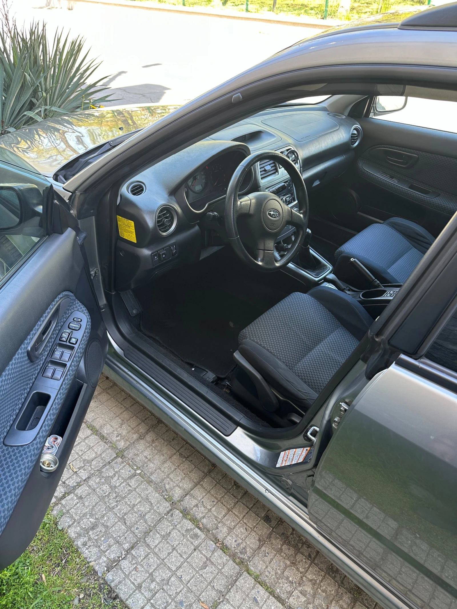 Subaru Impreza 1.5 AWD, снимка 2 - Автомобили и джипове - 54329841