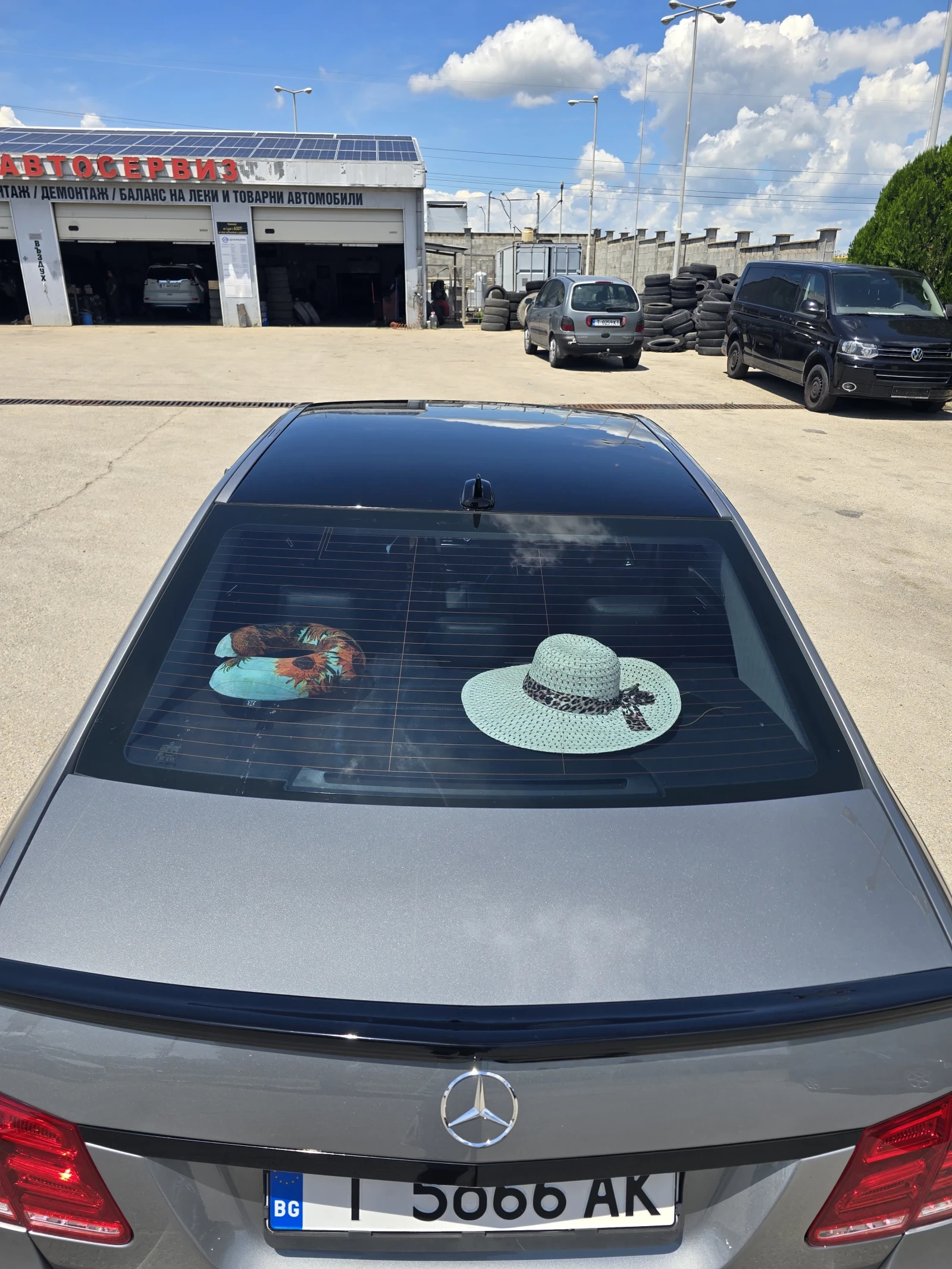 Mercedes-Benz E 300 Амг пакет, снимка 12 - Автомобили и джипове - 54819906
