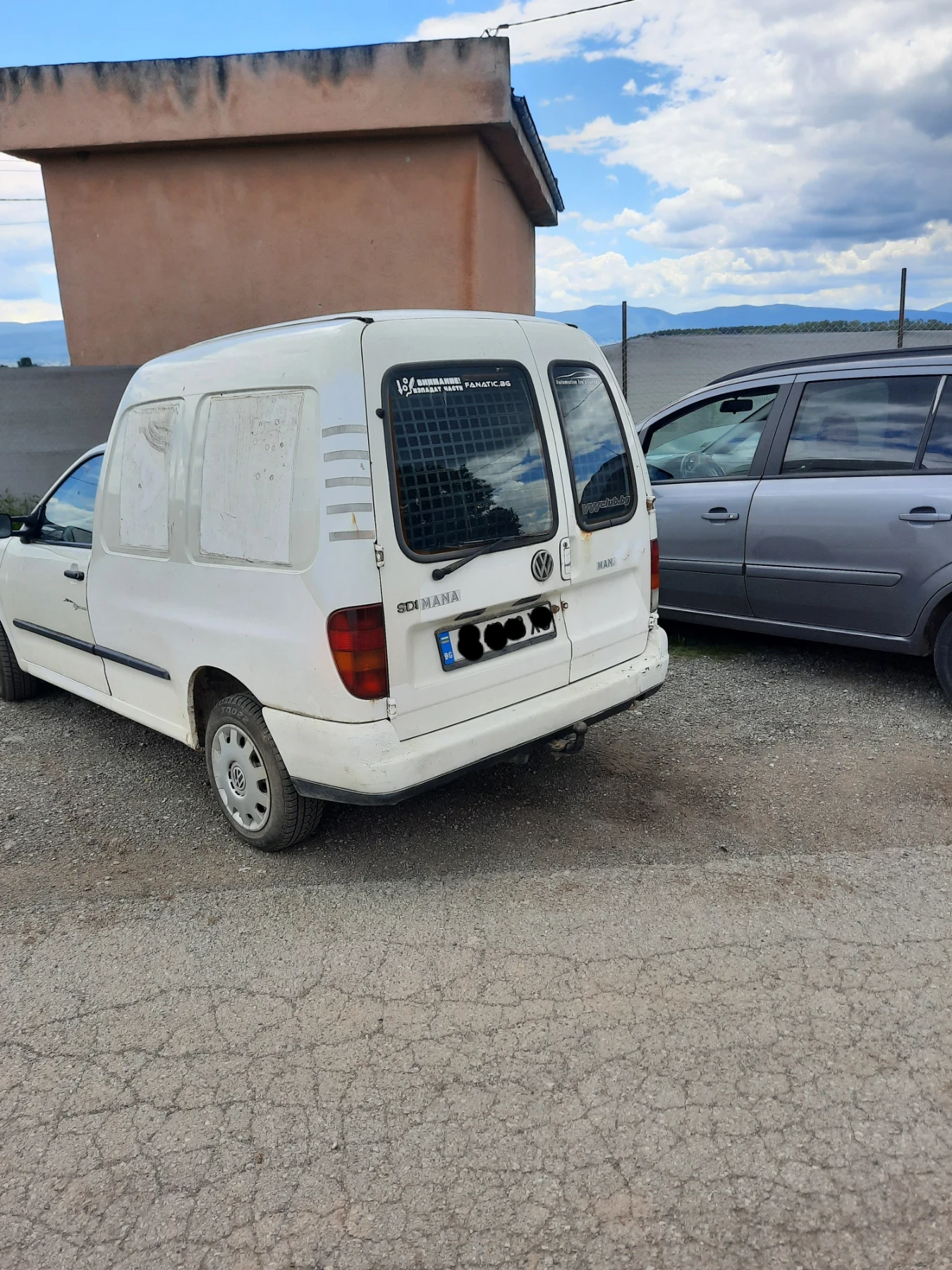 VW Caddy 1.9 SDI, снимка 2 - Автомобили и джипове - 54892716