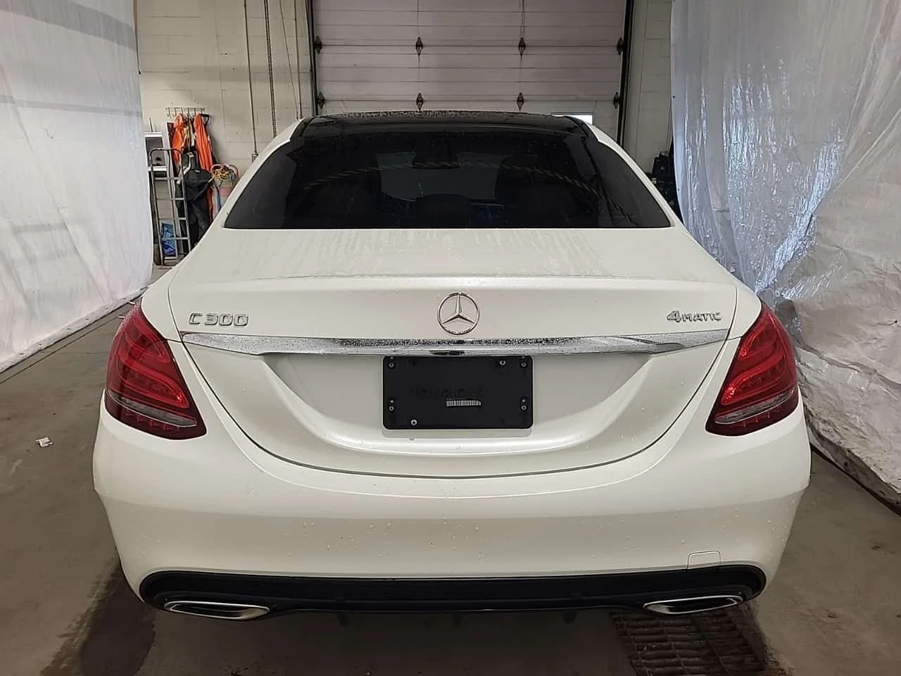Mercedes-Benz C 300  | PANORAMA | 2 KEYS | AVTOKREDIT , снимка 6 - Автомобили и джипове - 54943982