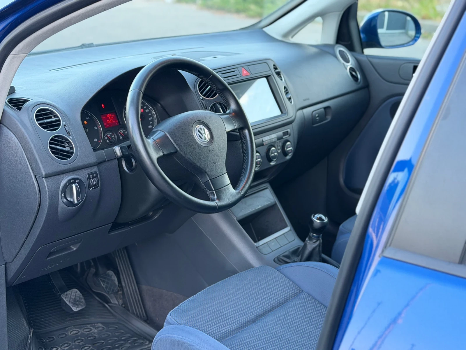 VW Golf Plus 1.9* TDI* BKC* , снимка 7 - Автомобили и джипове - 55246234