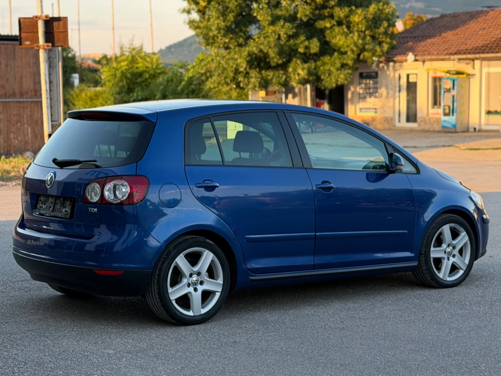 VW Golf Plus 1.9* TDI* BKC* , снимка 6 - Автомобили и джипове - 55246234