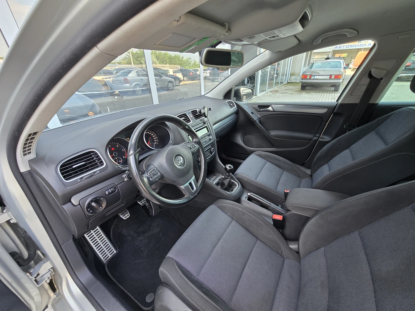 VW Golf STYLE !!, снимка 10 - Автомобили и джипове - 55253590