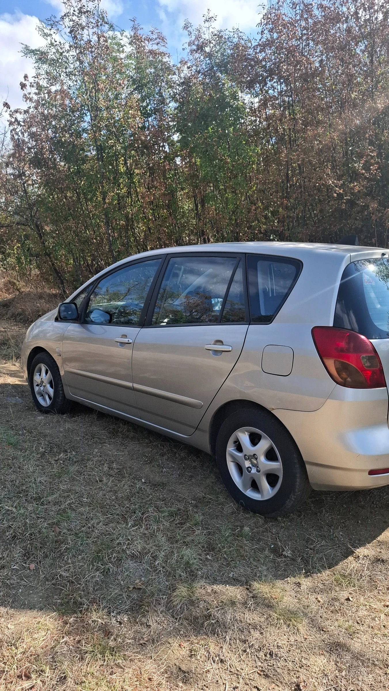 Toyota Corolla verso 1.8 , снимка 7 - Автомобили и джипове - 56311710