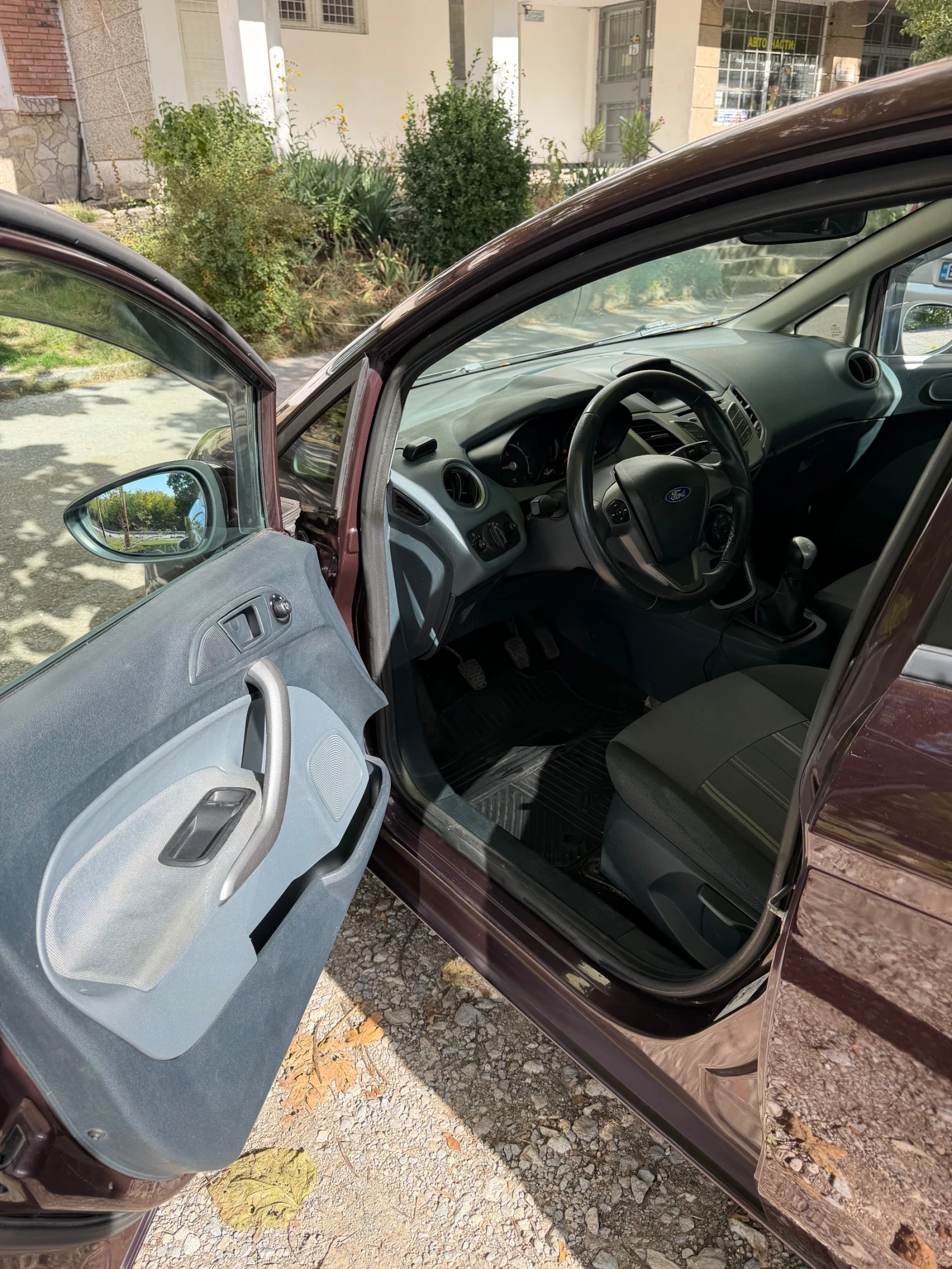 Ford Fiesta 1.4 TDCi, снимка 8 - Автомобили и джипове - 56574803
