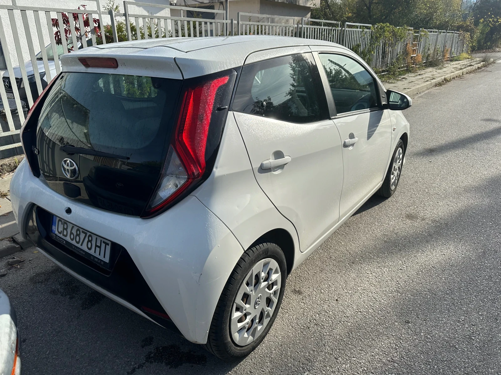 Toyota Aygo, снимка 3 - Автомобили и джипове - 56575976