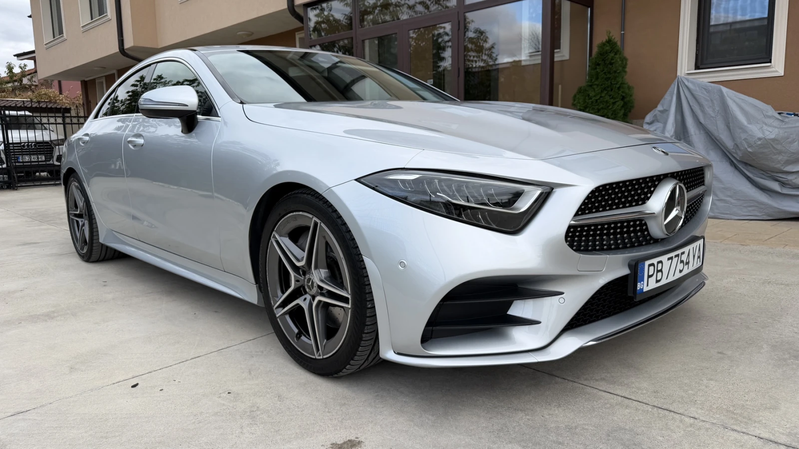 Mercedes-Benz CLS 300, снимка 4 - Автомобили и джипове - 56717840