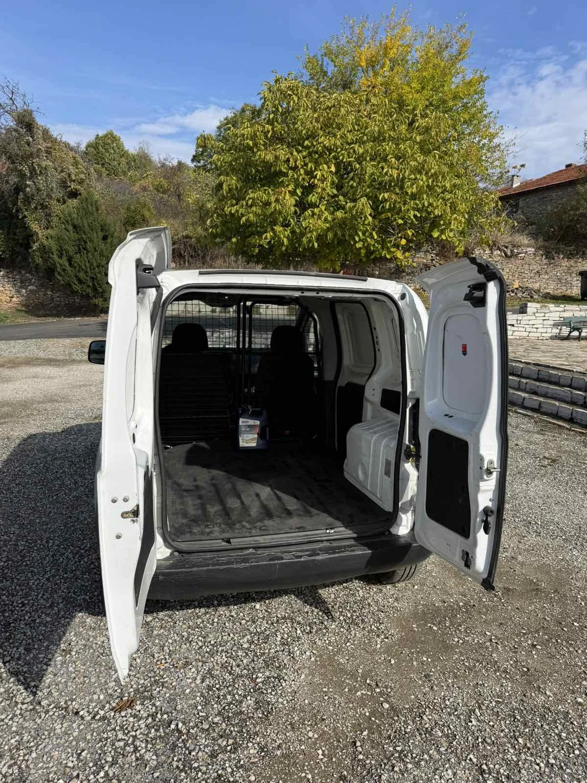 Citroen Nemo 1.3 HDI, снимка 9 - Автомобили и джипове - 56746291