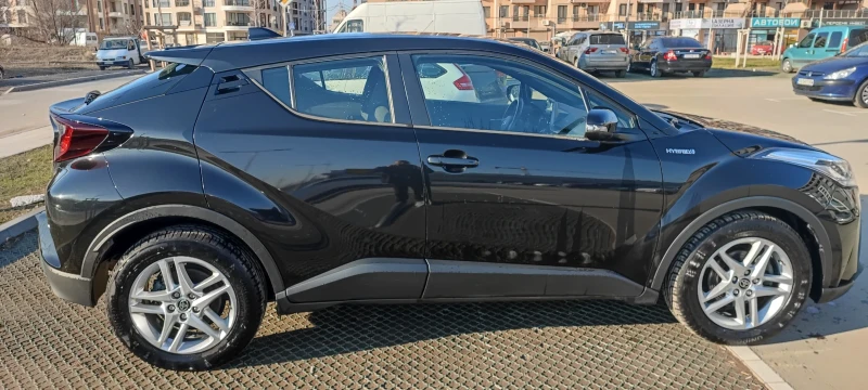 Toyota C-HR, снимка 12 - Автомобили и джипове - 48351359