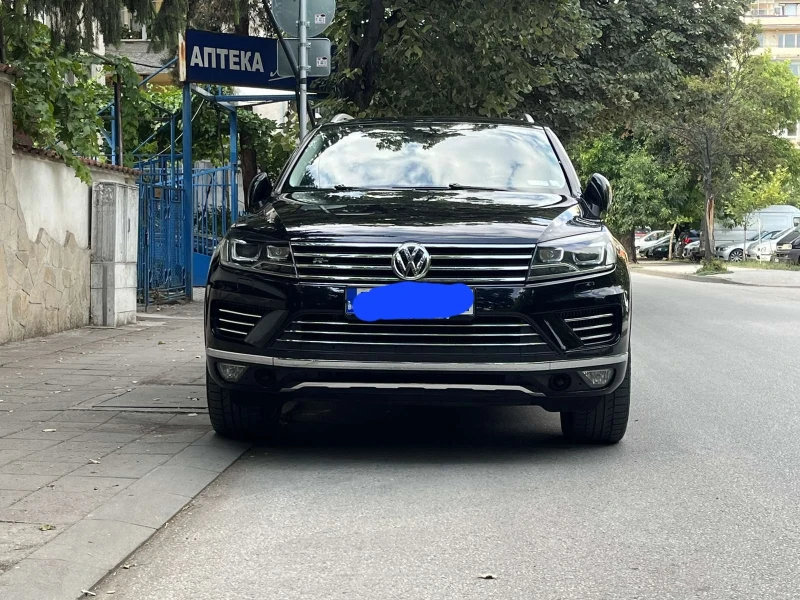 VW Touareg, снимка 5 - Автомобили и джипове - 48383450