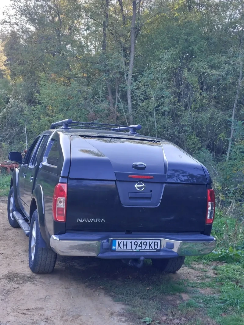 Nissan Navara 2.5 DCI, снимка 4 - Автомобили и джипове - 48451594